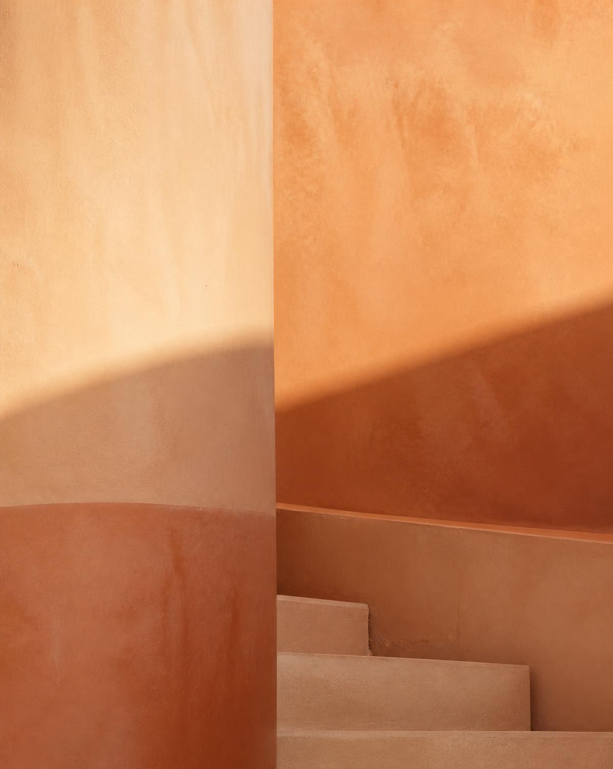 Warm architectural forms in clay and sand tones